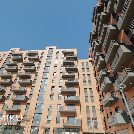 Miku Apartment - Lovely 1 Bedroom Spectacular View Tirana Kültér fotó